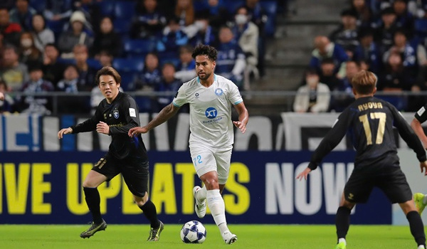 Tổng hợp BĐVN: Nam Định thất bại trước Gamba Osaka; Khủng hoảng HLV tại Đông Nam Á