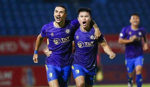 Tổng hợp BĐVN: Harry Kewell thắng trận cùng Hà Nội; HLV Ninh Bình khen Trần Thành Trung