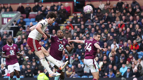 Declan Rice nói về bàn thắng như tiền đạo: “Tôi đánh đầu như một số 9 thực thụ”