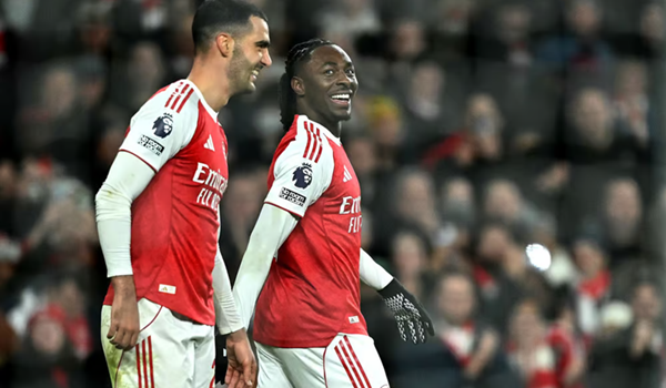 Đại chiến Chelsea vs Arsenal: Chris Sutton “chấm” chiến thắng cho Pháo thủ