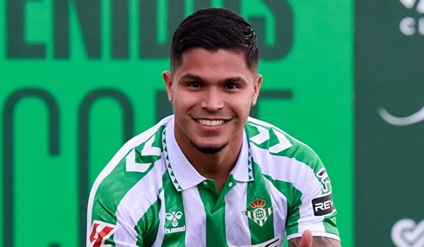 Cucho Hernandez lọt tầm ngắm Man Utd: Quỷ đỏ quyết chi 26 triệu bảng