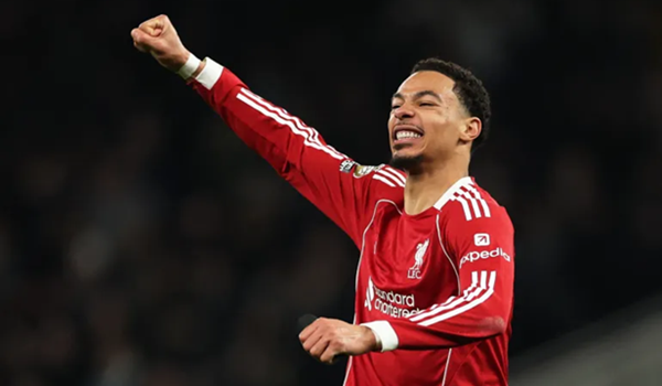 Hugo Ekitike nói thẳng về trận thắng Tottenham: Đó không còn là bóng đá, mà là một cuộc chiến