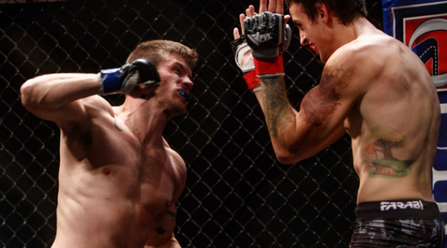 Mất 4 giây, võ sĩ người Mỹ đấm bất tỉnh đối thủ