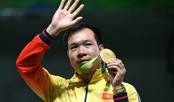 Hoàng Xuân Vinh: Vô địch Olympic, lo... rơi vàng SEA Games