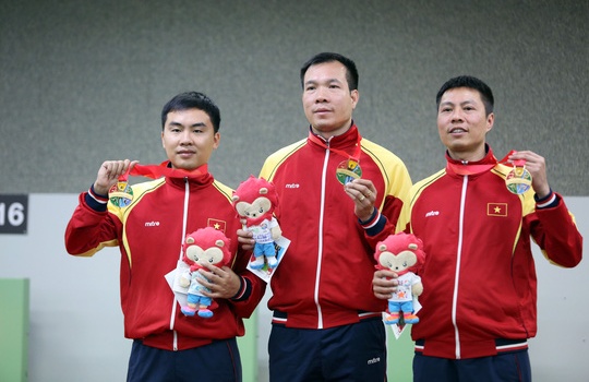 HCV Olympic phải bắn bia giấy