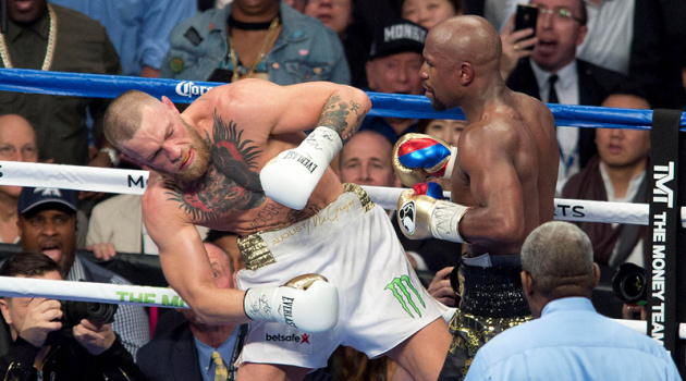 McGregor thừa nhận đánh với Mayweather là trò xiếc