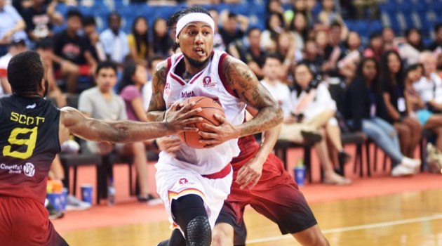 Singapore Slingers 94-76 Saigon Heat: Tận dụng tốt cơ hội, chủ nhà khiến 'ông 30' ôm hận