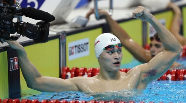 Quý Phước xếp chót, Sun Yang thống trị cự ly 200 m bơi tự do