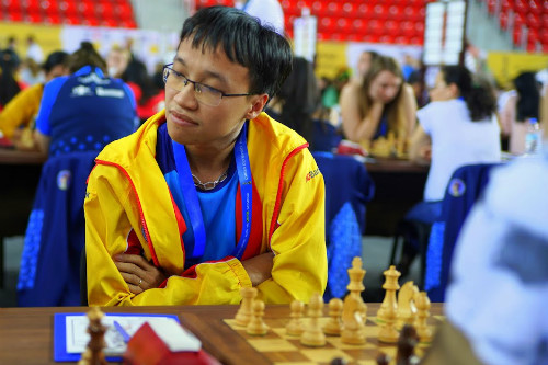 Kỳ thủ Trường Sơn xuất sắc đoạt HCV cá nhân Olympiad