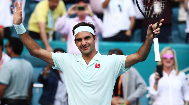 Thắng dễ ngày ra quân, Roger Federer nối bước Djokovic vào vòng 3 Madrid Masters