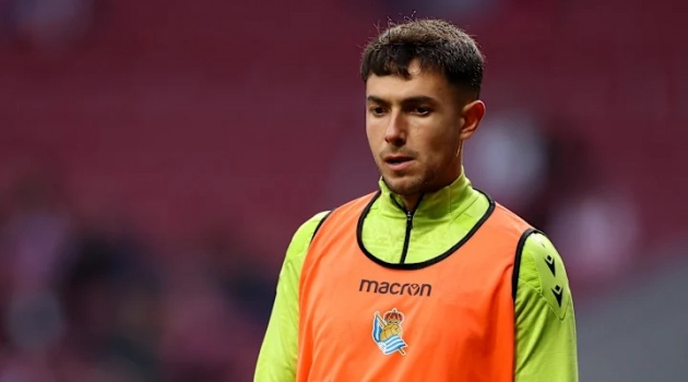 Martin Zubimendi chưa quyết tương lai, Arsenal vẫn chờ động thái mới
