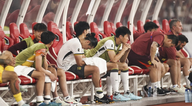 Thua Indonesia, bóng đá Trung Quốc rơi vào khủng hoảng sâu sắc