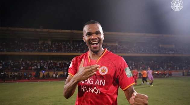 Ninh Bình bổ sung Gustavo Henrique và ngoại binh Tây Ban Nha chinh phục V-League