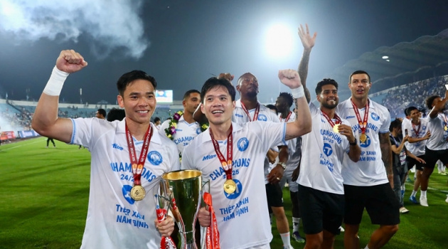 Nam Định bác tin đồn đổi tên, hướng tới mùa giải lịch sử