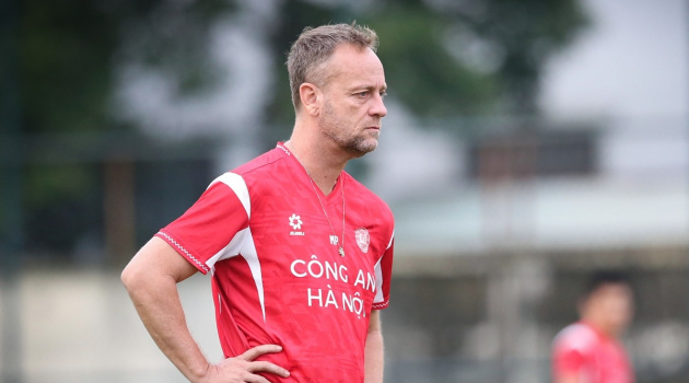 HLV Polking: “CAHN tận dụng tốt cơ hội, Minh Khoa là cầu thủ tôi rất muốn có”