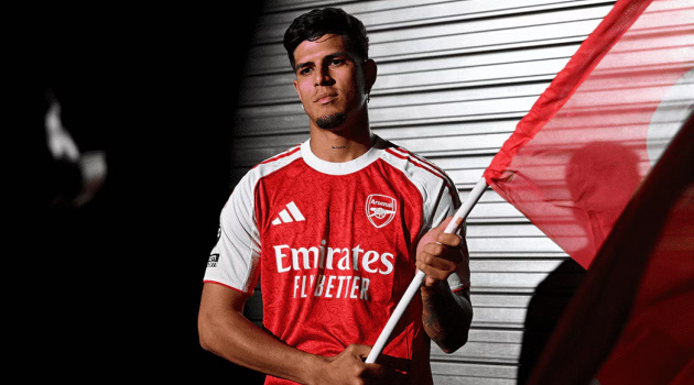 Piero Hincapie gia nhập Arsenal theo dạng cho mượn, nhưng có thể lỡ trận ra mắt trước Nottingham Forest