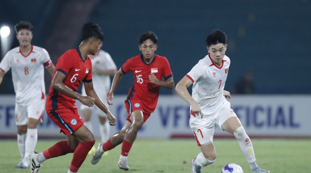HLV U23 Singapore ca ngợi Nguyễn Đình Bắc: “Tôi muốn làm việc với cậu ấy để tạo điều tuyệt vời”
