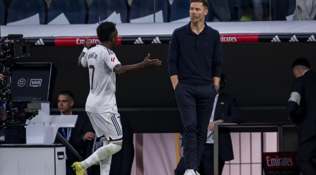 Bản tin chuyển nhượng 28/10: Vinicius tính chia tay Real; MU ra quyết định vụ Hojlund