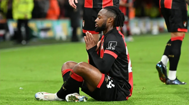 Antoine Semenyo khẳng định 'hạnh phúc và không hối tiếc' khi từ chối tin đồn chuyển nhượng