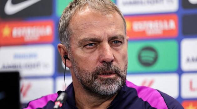 Hansi Flick xác nhận tin cực vui: Robert Lewandowski và Dani Olmo tái xuất trước Elche