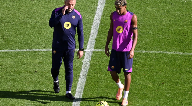 Hansi Flick ca ngợi Lamine Yamal: Tiết lộ sự tiến bộ đặc biệt về thể chất trước trận gặp Celta Vigo