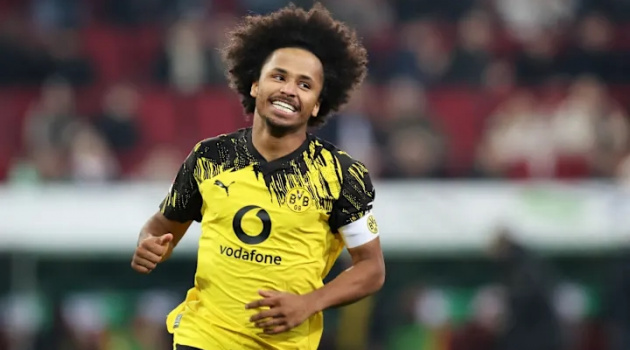 Dortmund gặp khó, siêu cò Jorge Mendes đã tiếp xúc Manchester United vì Karim Adeyemi