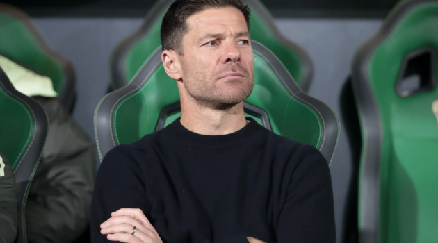 Real Madrid trong tâm bão: Xabi Alonso và tháng ác mộng chưa từng thấy