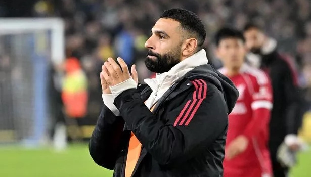 Mohamed Salah chỉ trích HLV Arne Slot và Liverpool, so sánh bản thân với Harry Kane