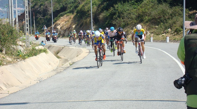 Chặng 5 giải xe đạp nữ quốc tế Bình Dương mở rộng lần VII: Tranh chấp quyết liệt hai danh hiệu cá nhân