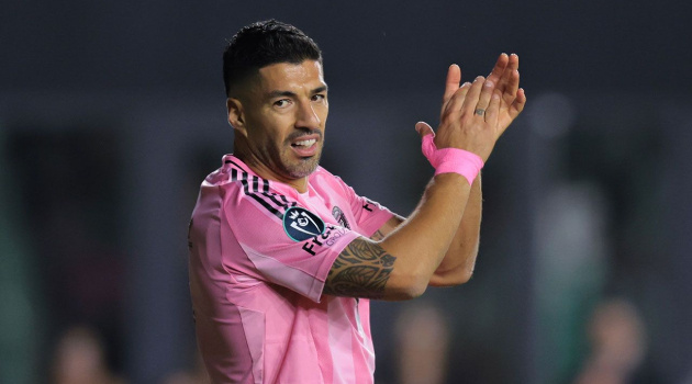 Luis Suarez gây sốc: Nhổ nước bọt vào nhân viên Seattle Sounders sau thảm bại Leagues Cup