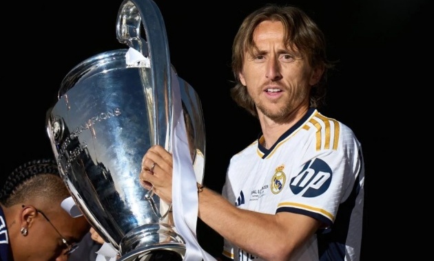 Top 5 cầu thủ giành nhiều danh hiệu nhất lịch sử Real Madrid: Modric dẫn đầu
