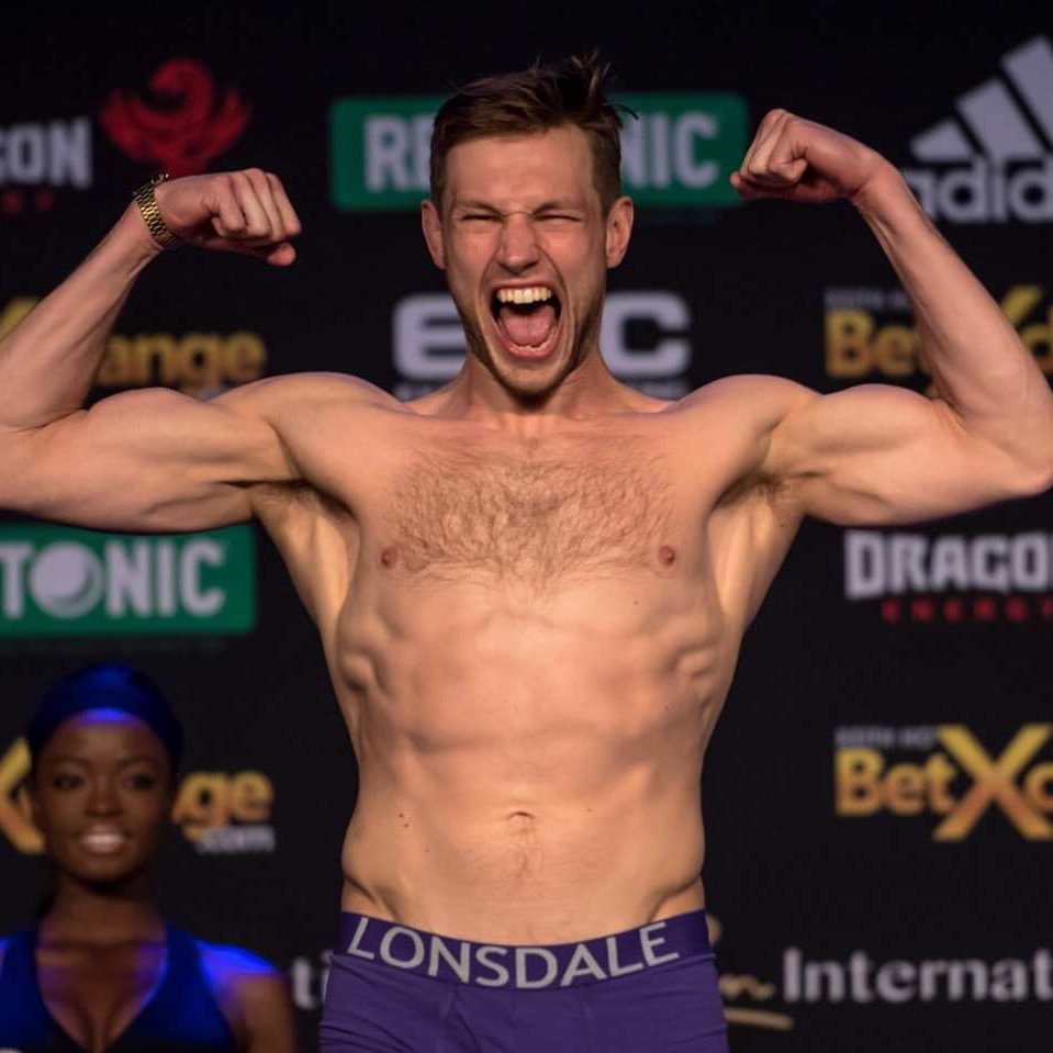 UFC-ONE-08